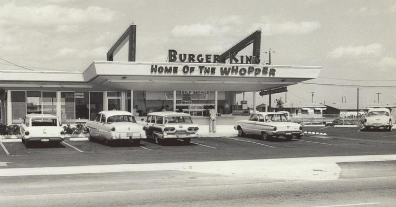 Открыт первый ресторан Burger King